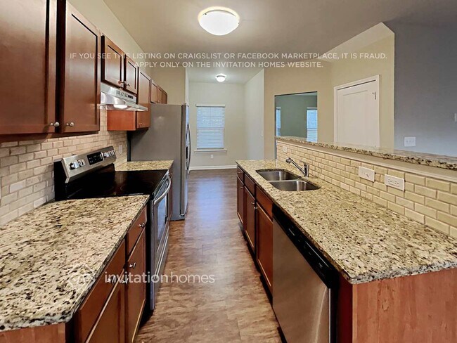 Foto del edificio - 3095 Franklin St