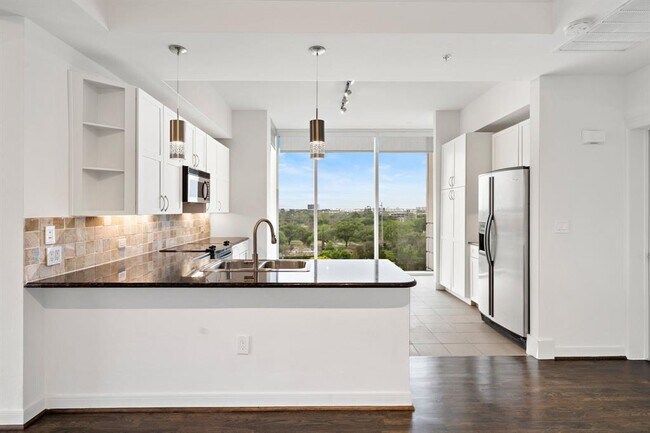 Foto del edificio - 3333 Allen Pkwy