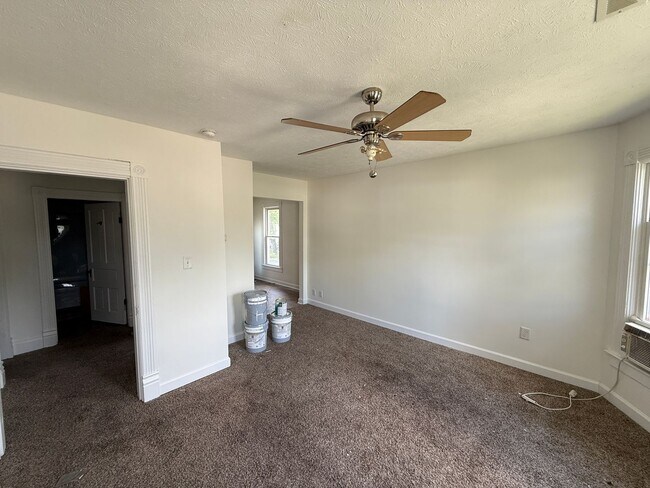 Foto del edificio - 942 W Edwards St