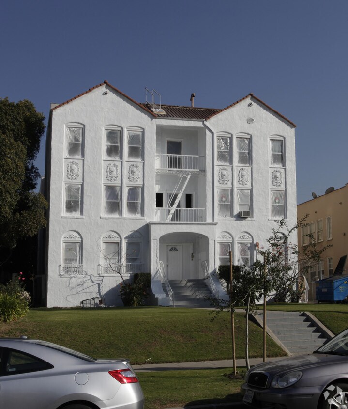Primary Photo - 114 S New Hampshire Ave