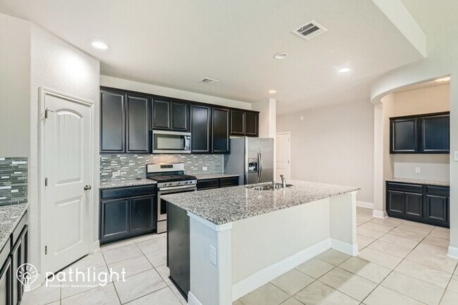 Building Photo - 8114 Cactus Bend Drive, San Antonio, TX, 7...