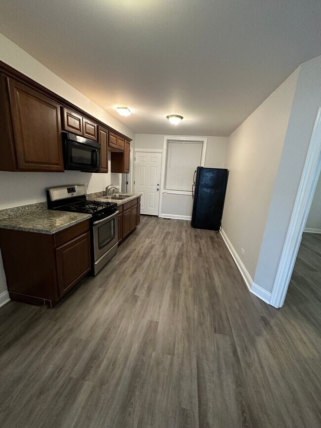 Foto del edificio - 7800 S Ridgeland Ave