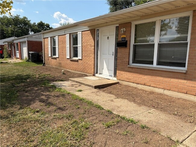 Building Photo - 309 Funston Ave