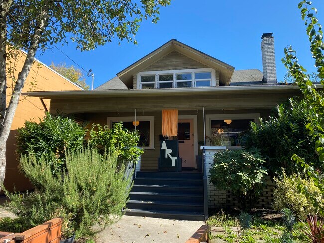 Foto del edificio - 3714 N Williams Ave