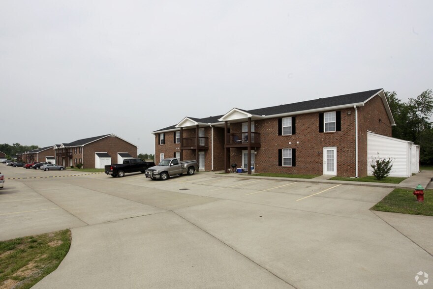 Summertrees Apartments Rentals Clarksville, TN