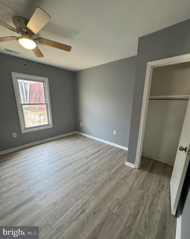 Foto del edificio - 2211 W Tioga St