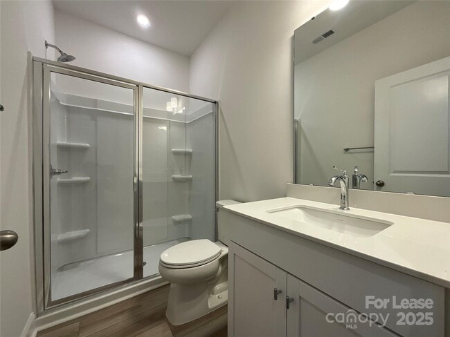 Foto del edificio - 15340 Ballancroft Pkwy