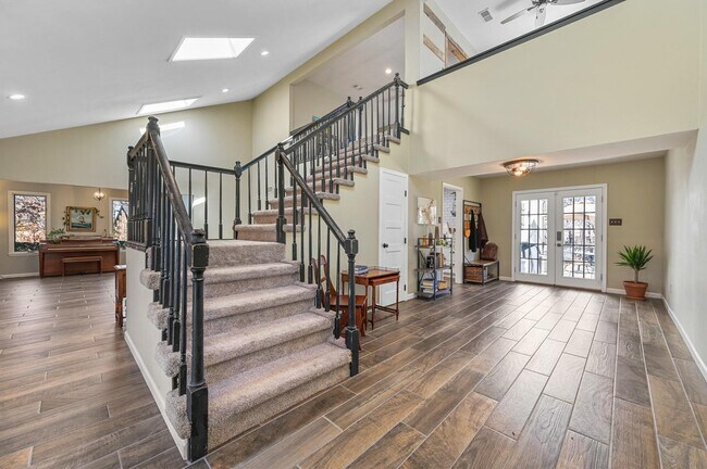 Building Photo - Ask about our NO security deposit option!