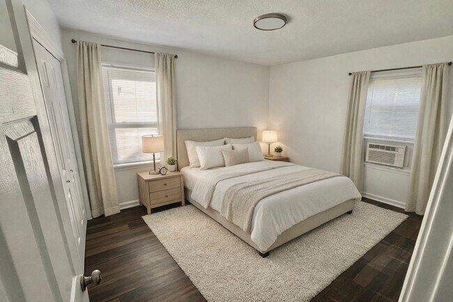 Foto del edificio - 7700 Norwood St