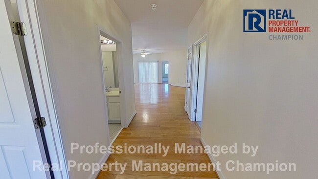 Photo - End Unit Condo with Open Floorplan and Split Bedrooms