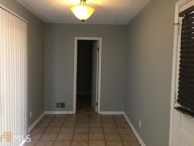 Building Photo - 3526 Moonlight Ct