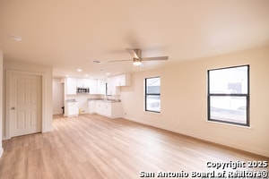 Foto del edificio - 1930 Lennon Ave