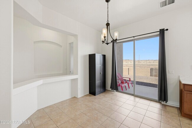 Building Photo - 5917 N Talbot Dr