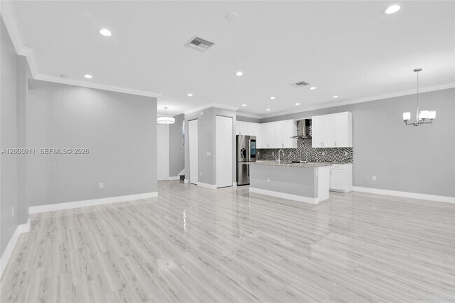 Foto del edificio - 9799 Salty Bay Dr