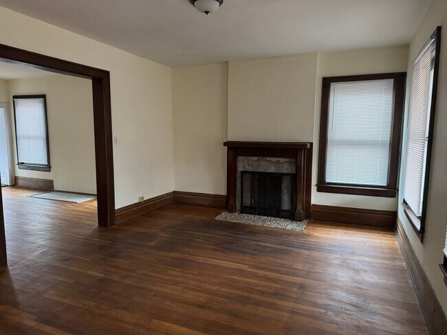 Building Photo - 1766-1768 Oak St