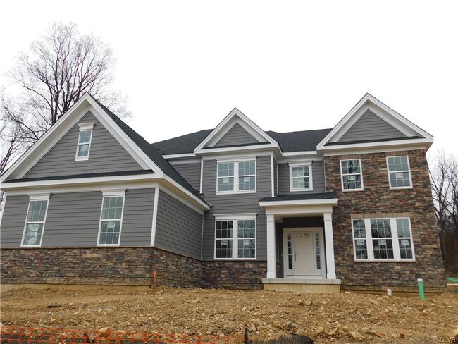 Building Photo - 5670 Saucon Ridge Rd