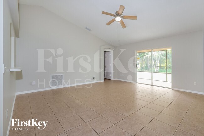 Foto del edificio - 506 NW Ferris Dr