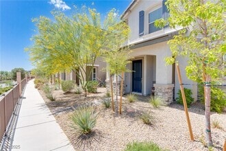 Building Photo - 60 Kimberlite Dr