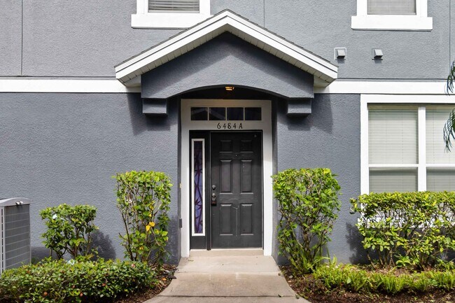 Foto del edificio - 6484 S Goldenrod Rd