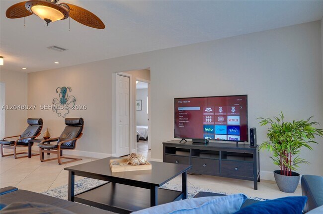 Foto del edificio - 1660 NE 26th Way