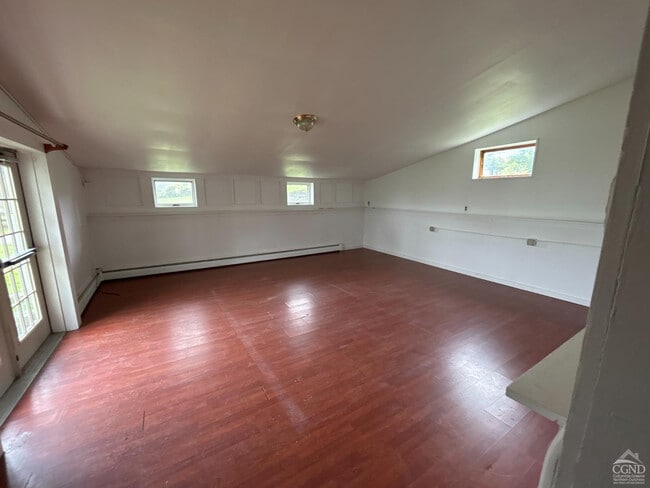 Building Photo - 19-19 Goose Pond Ln