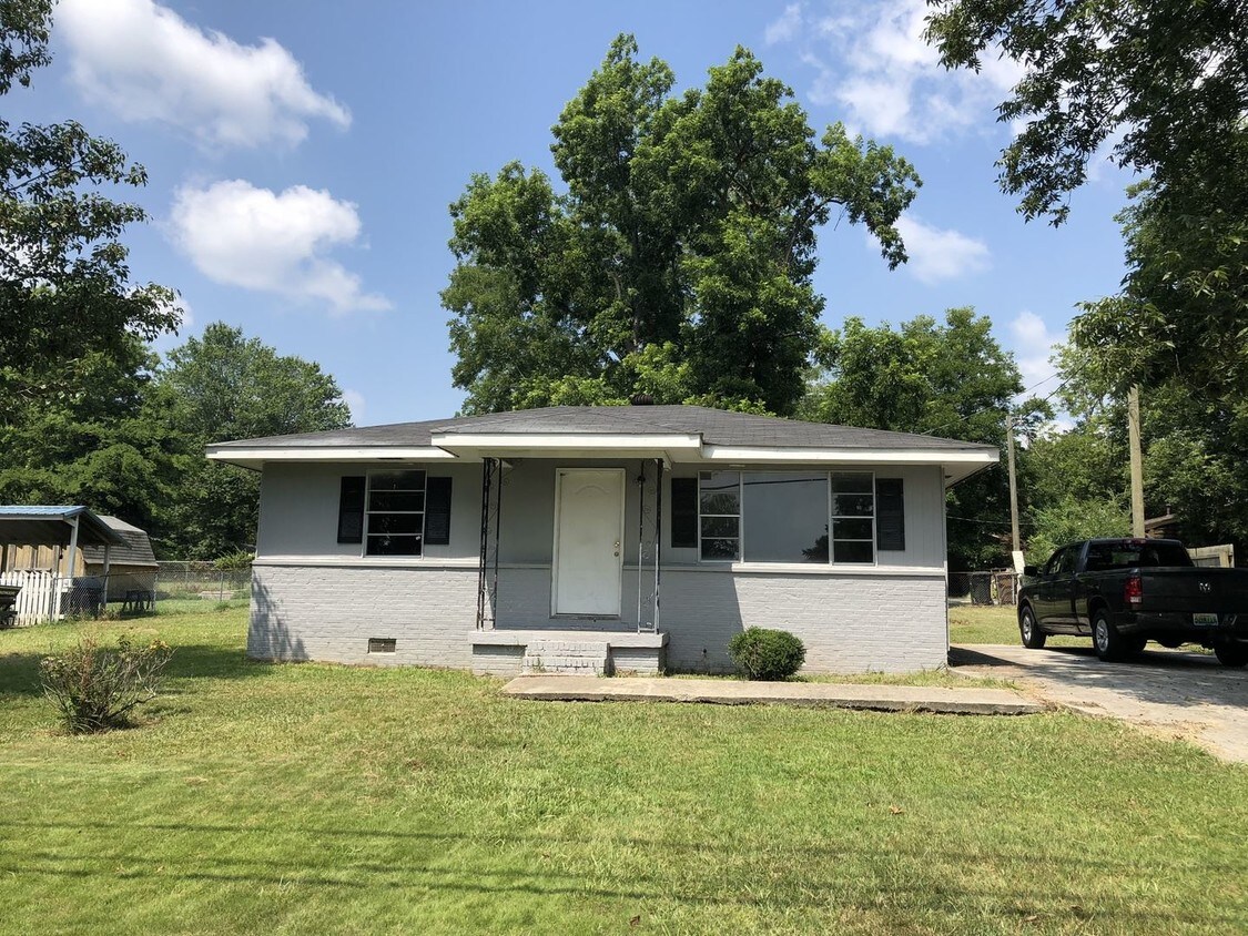 Primary Photo - 2 br, 1 bath House - 205 Nelson Street,