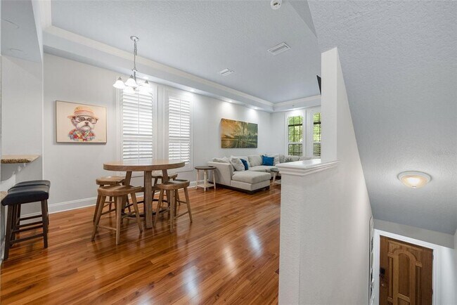 Foto del edificio - 2211 Soho Bay Ct