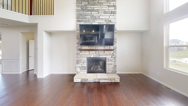 Foto del edificio - 2694 Timber Glen Dr