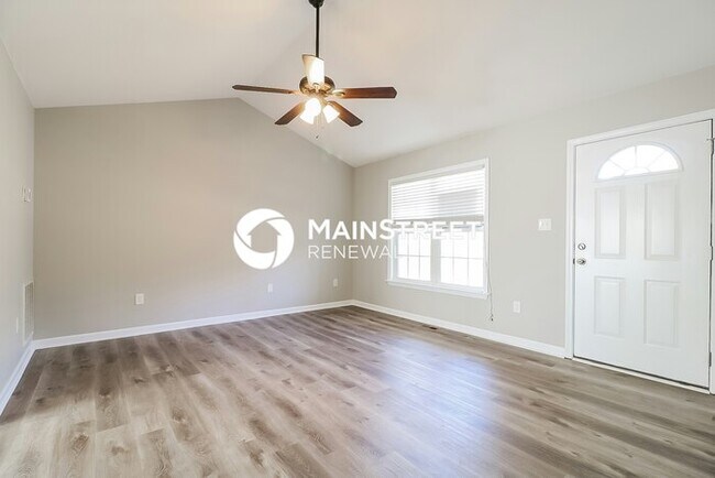 Building Photo - 3 Bedroom Pet-Friendly Home in Clayton, NC with Main Street Renewal