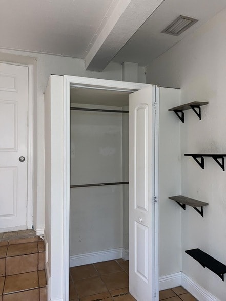 Photo - 31 NE 56th St Apartment