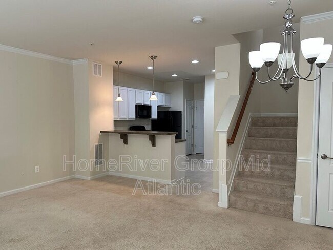 Building Photo - 4820 Dane Ridge Cir