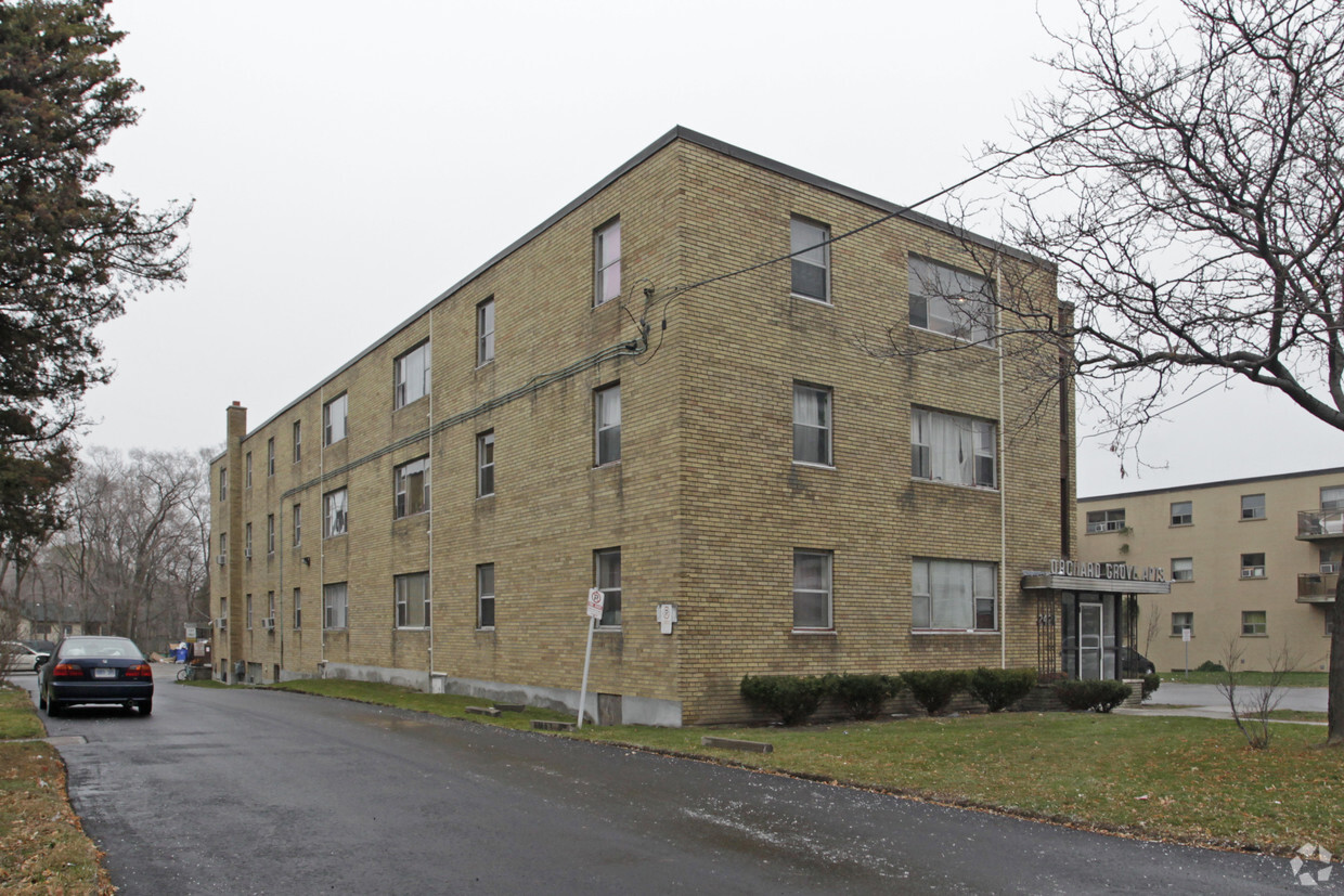 Building Photo - Orchard Grove Apartments Inc