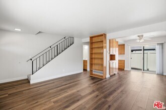 Building Photo - 7928 Virginia St