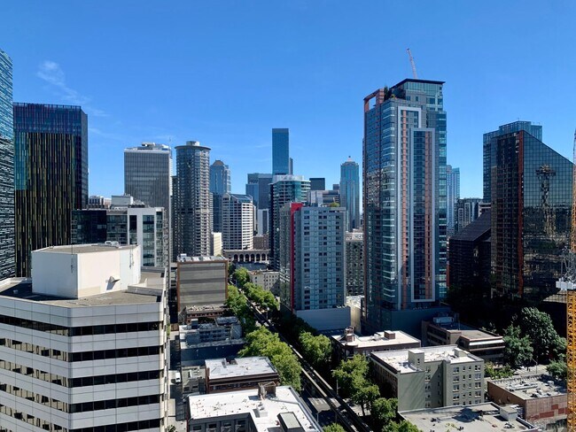 Building Photo - Insignia Condominiums ~ Belltown/South Lake Union