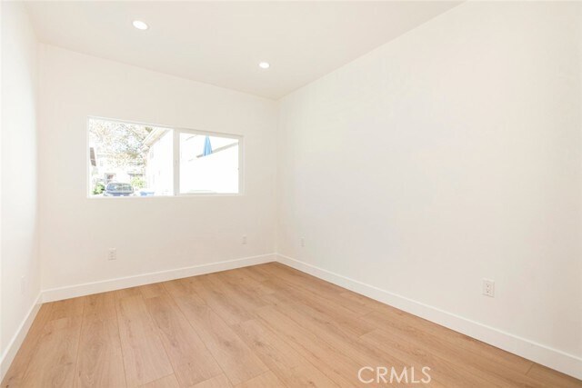 Foto del edificio - 13932 Vanowen St
