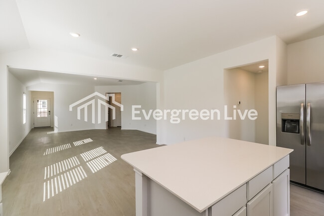 Building Photo - 1621 Four Waters Lp