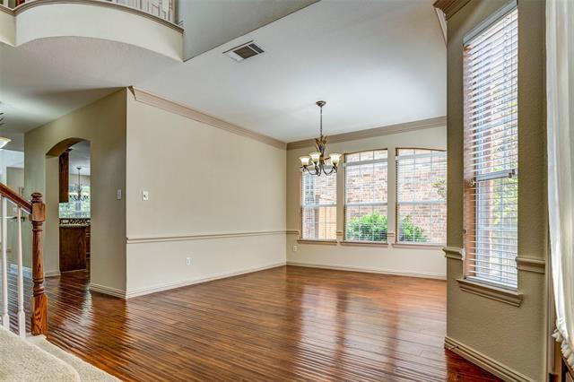 Foto del edificio - 5517 Hidden Creek Ln