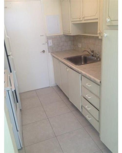 Foto principal - 125 West Ave