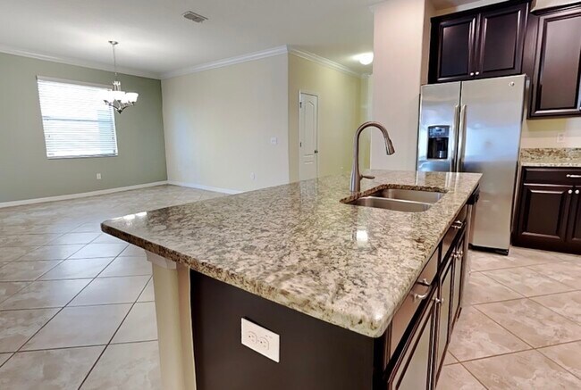 Building Photo - 11020 Whittney Chase Dr