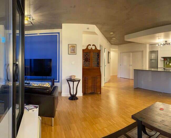 Panorama de l'espace principal, partie 1 - 128 Cordova St W