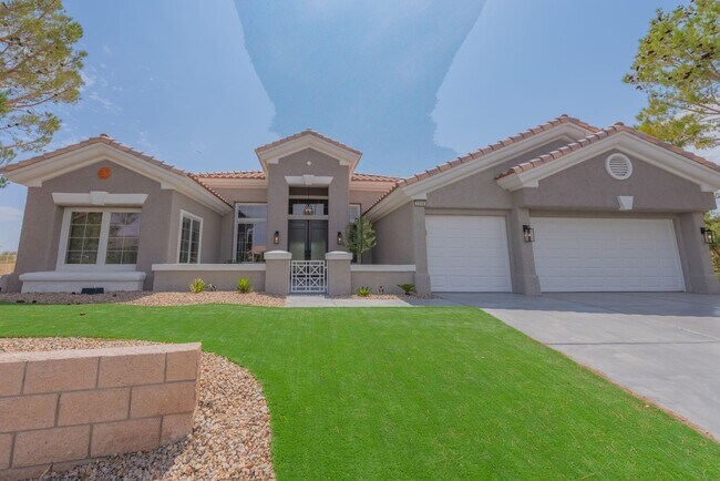 Foto del edificio - Beautiful one-story, 3 bedrooms, reimagine...