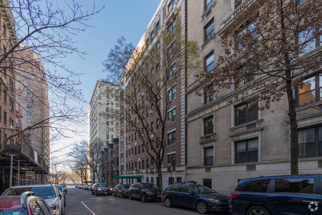 Foto del edificio - 305 W 104th St