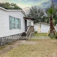 Building Photo - 608 Bee Bee Dr