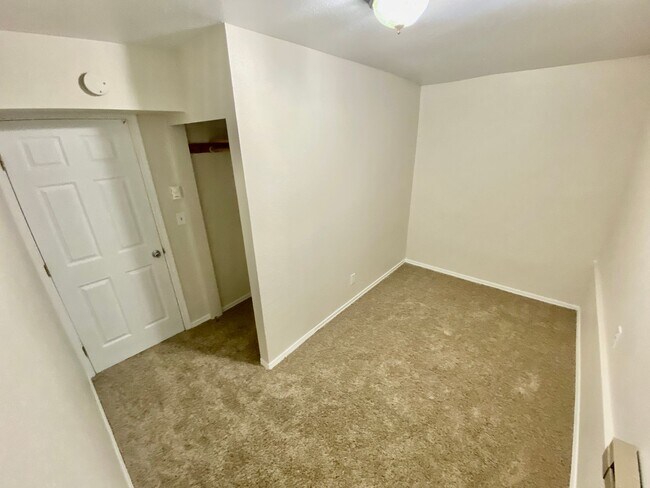Foto del edificio - 4Bd/1Ba Seattle Condo