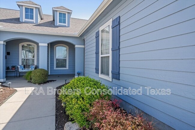 Building Photo - 118 Portsmouth Dr