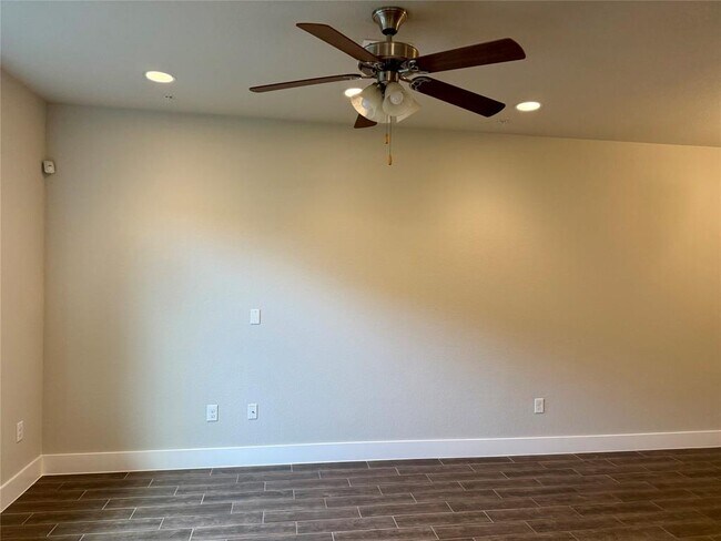 Foto del edificio - 7403 Pantherpaw St