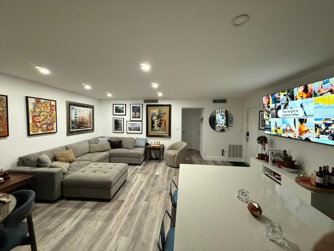 Foto del edificio - 2731 NE 14th Street Causeway