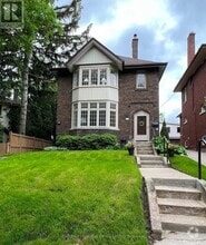 Building Photo - 18-18 Servington Crescent