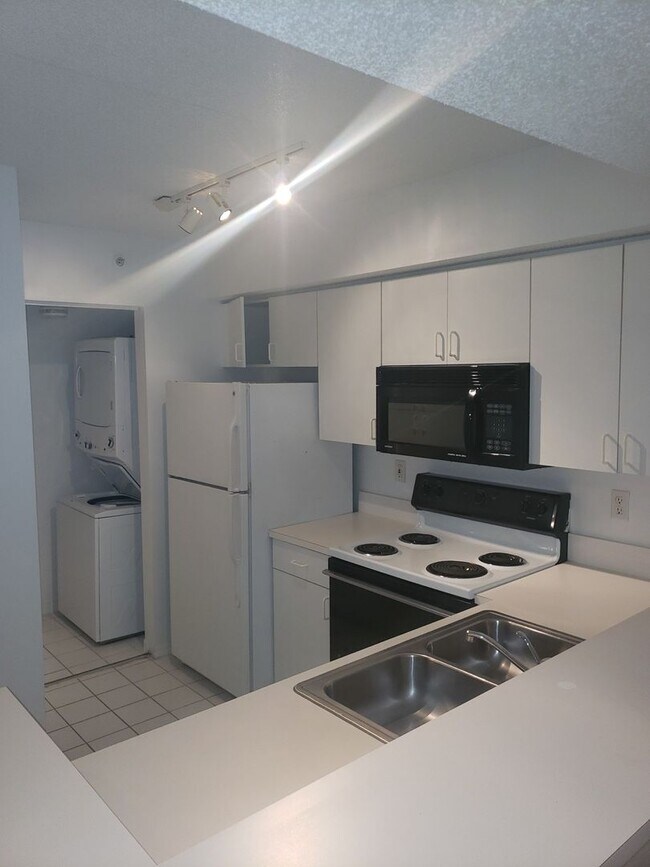 Foto del edificio - 2Bedroom, 2 Bath  in Laguana