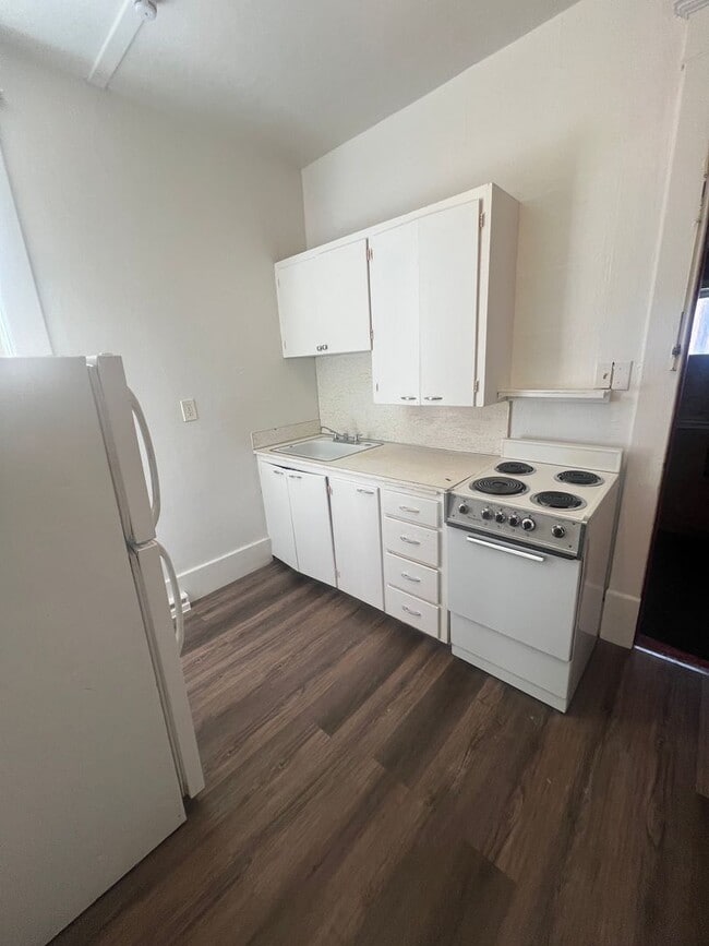 Foto del edificio - 941 N Arthur Ave